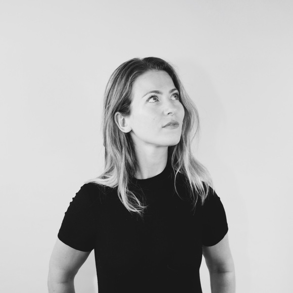 Meet your Posher, Hilary - Picture 3 of 4